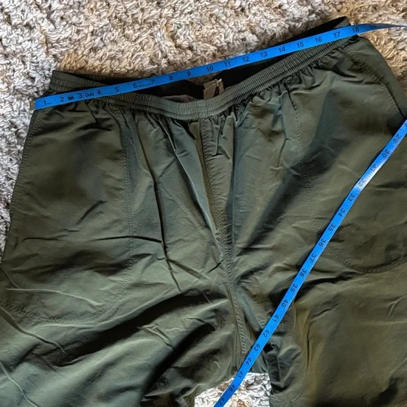 Patagonia Men's Dark Green Camp Sweat Pant - Picture 4 of 10